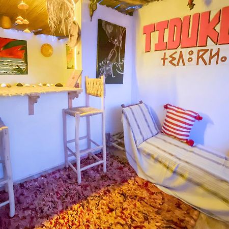 Bright Wave Surfhouse Hostel Tamraght Buitenkant foto