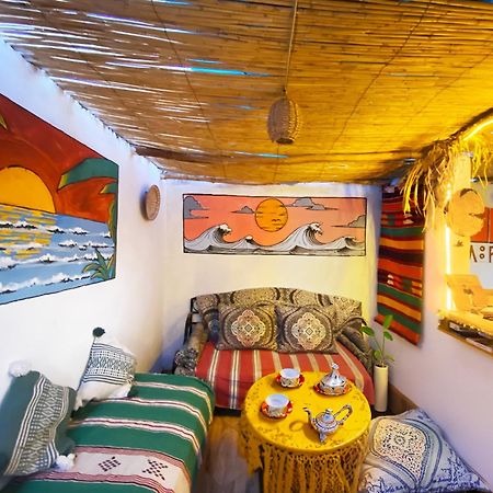 Bright Wave Surfhouse Hostel Tamraght Buitenkant foto