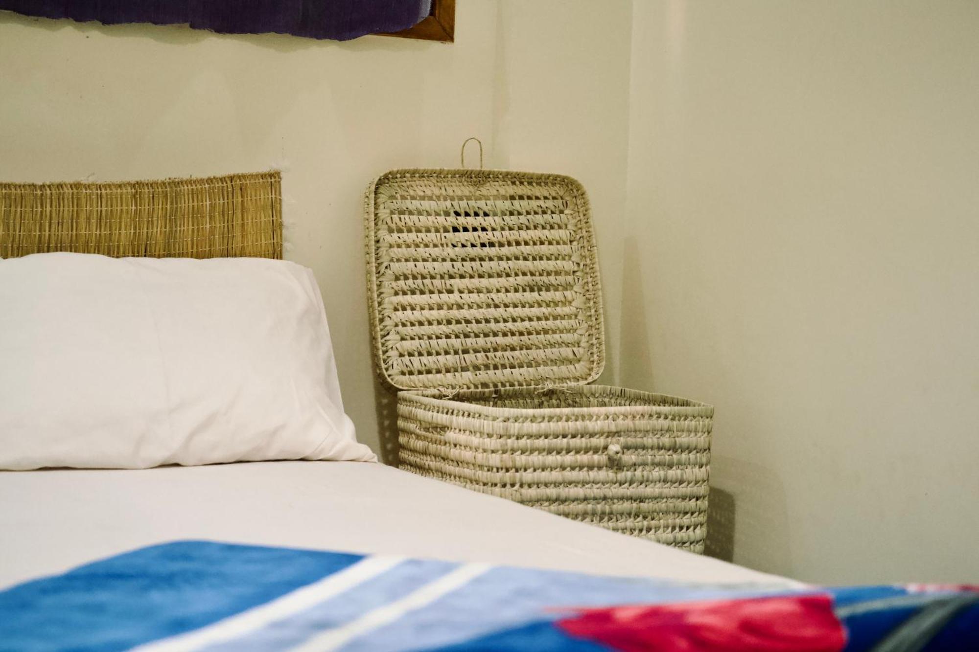 Bright Wave Surfhouse Hostel Tamraght Buitenkant foto